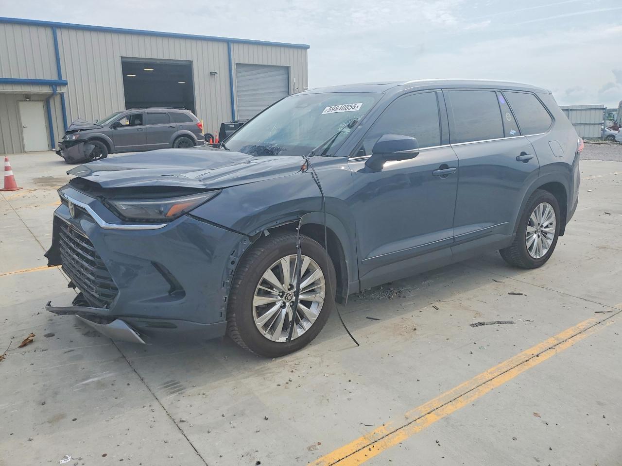 2024 TOYOTA GRAND HIGHLANDER PLATINUM
