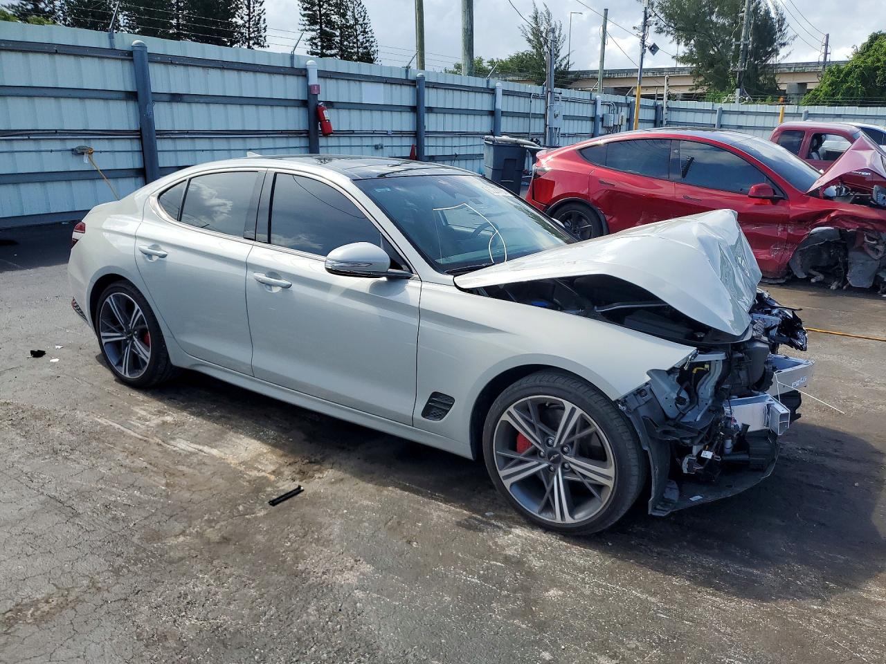 2025 GENESIS G70 2.5T SPORT PRESTIGE — снимка 4