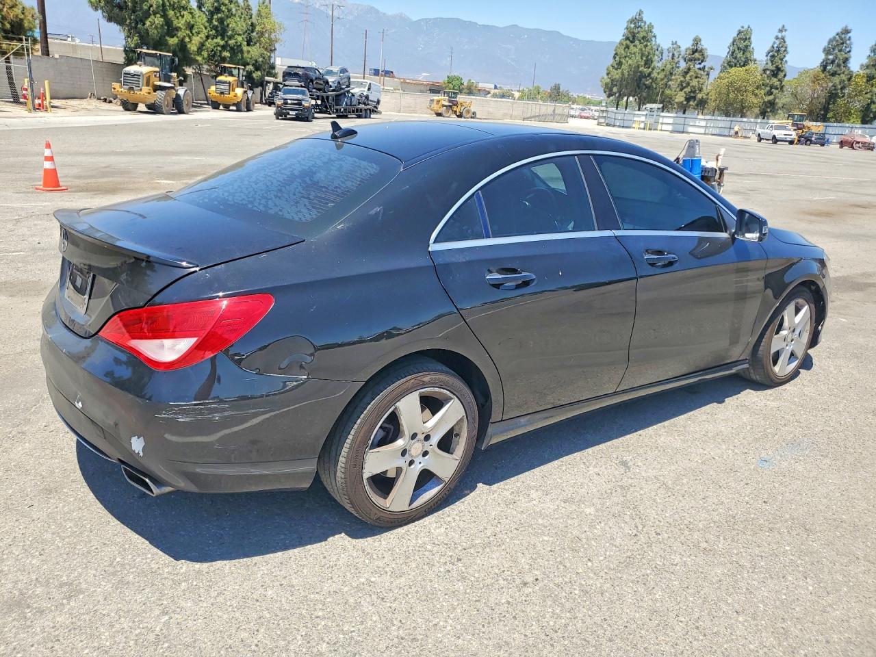 2015 MERCEDES-BENZ CLA 250 — снимка 3