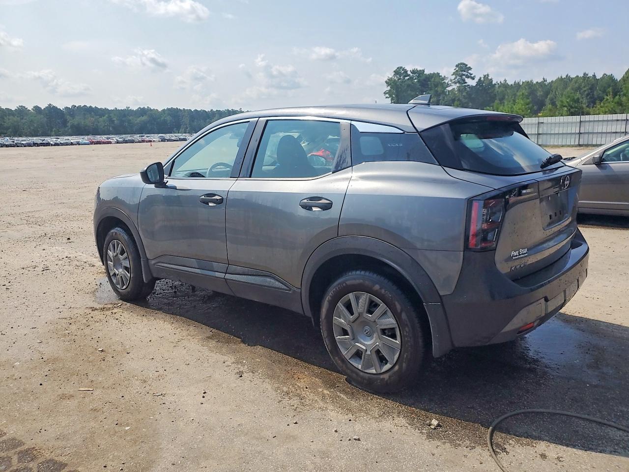 2025 NISSAN KICKS S — снимка 2