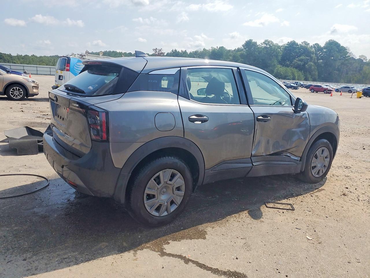 2025 NISSAN KICKS S — снимка 3