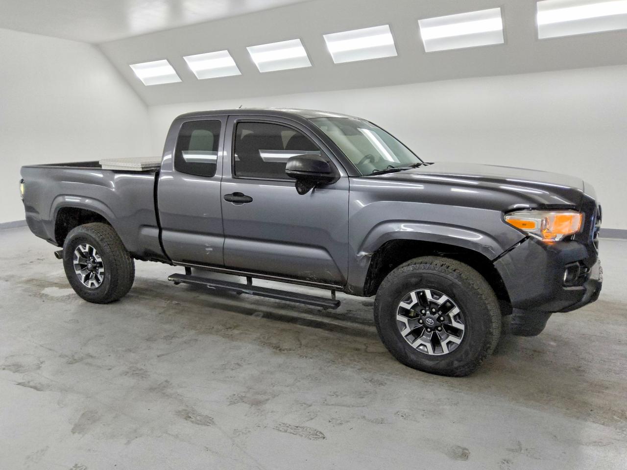 2019 TOYOTA TACOMA SR — снимка 4