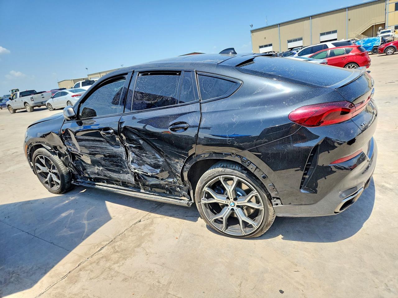 2023 BMW X6 M50I — снимка 2