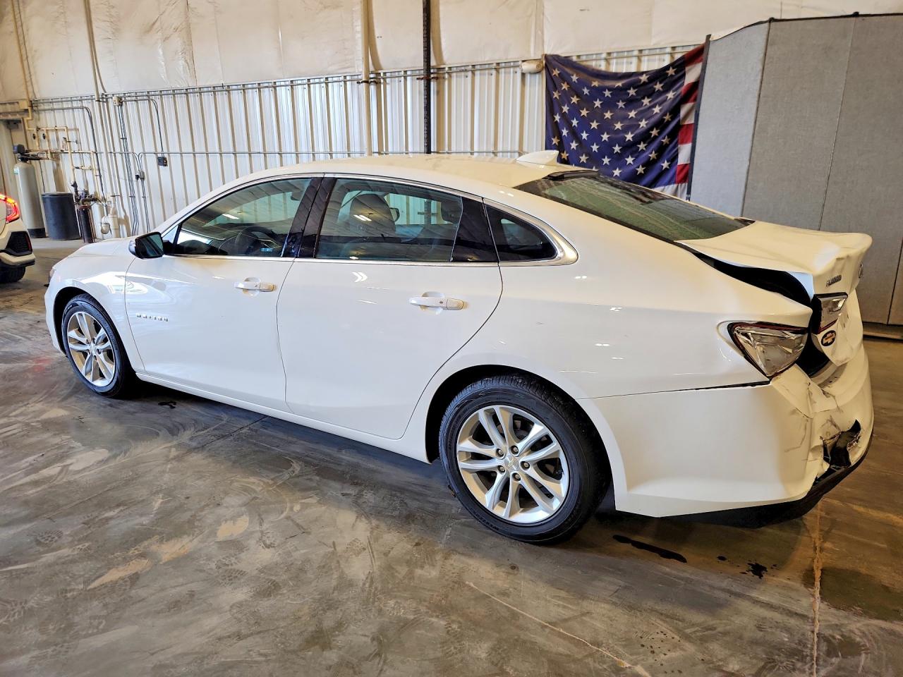 2017 CHEVROLET MALIBU LT — снимка 2