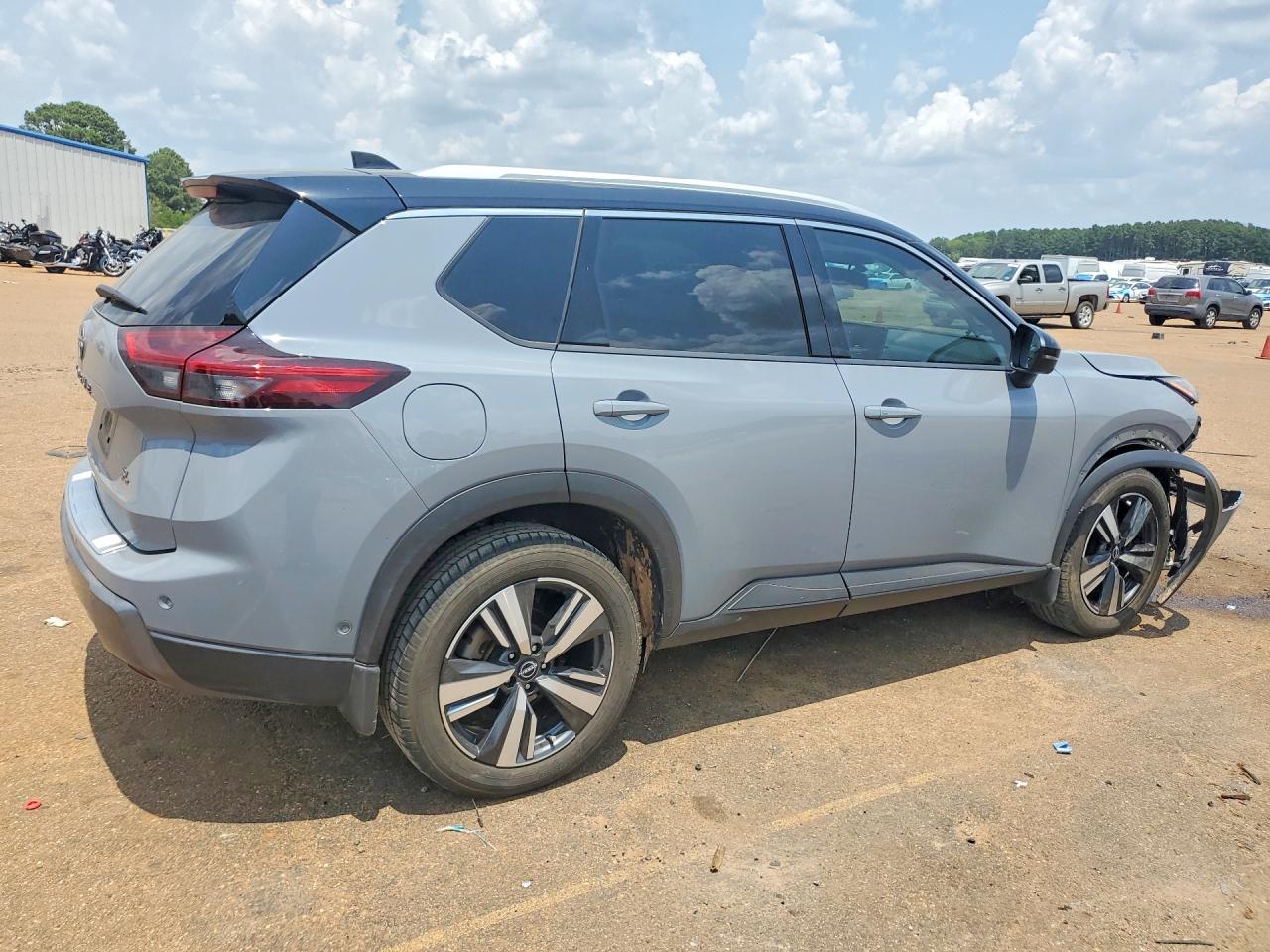2024 NISSAN ROGUE SL — снимка 3