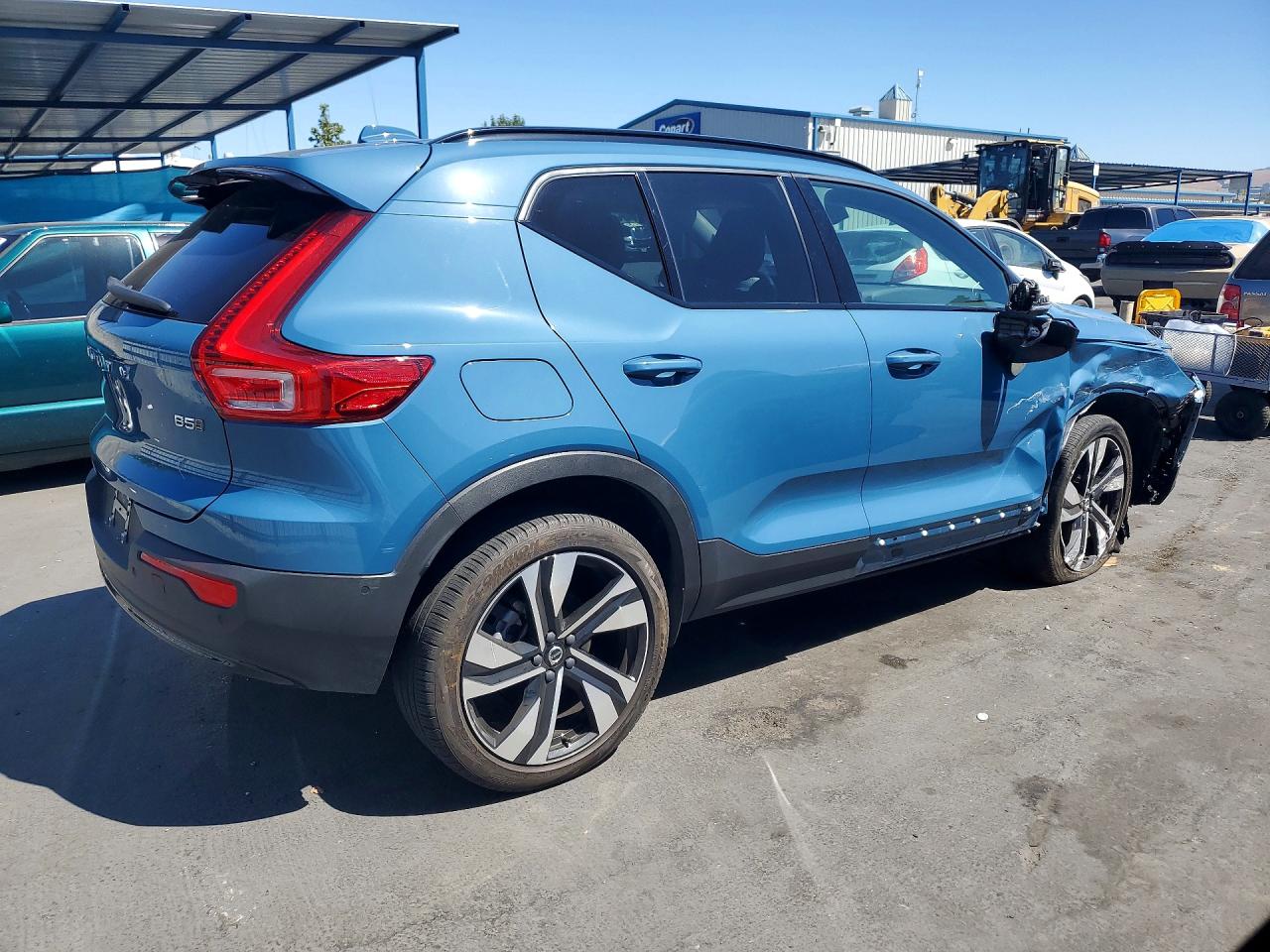 2023 VOLVO XC40 PLUS — снимка 3