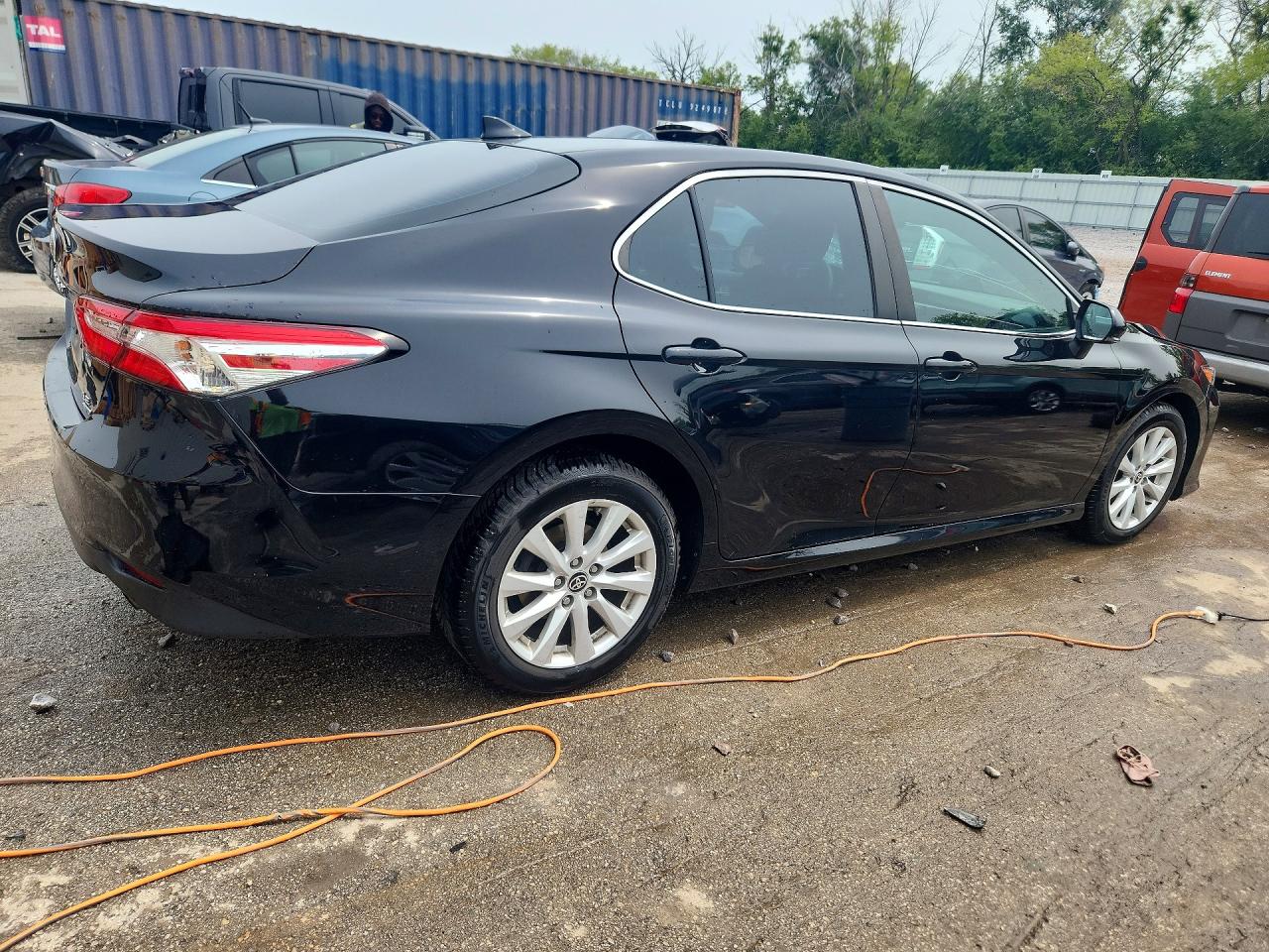2020 TOYOTA CAMRY LE — снимка 3
