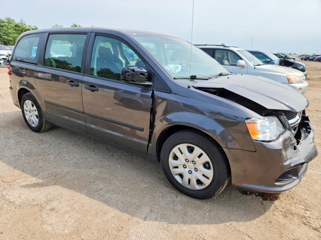 2015 DODGE GRAND CARAVAN SE — снимка 4
