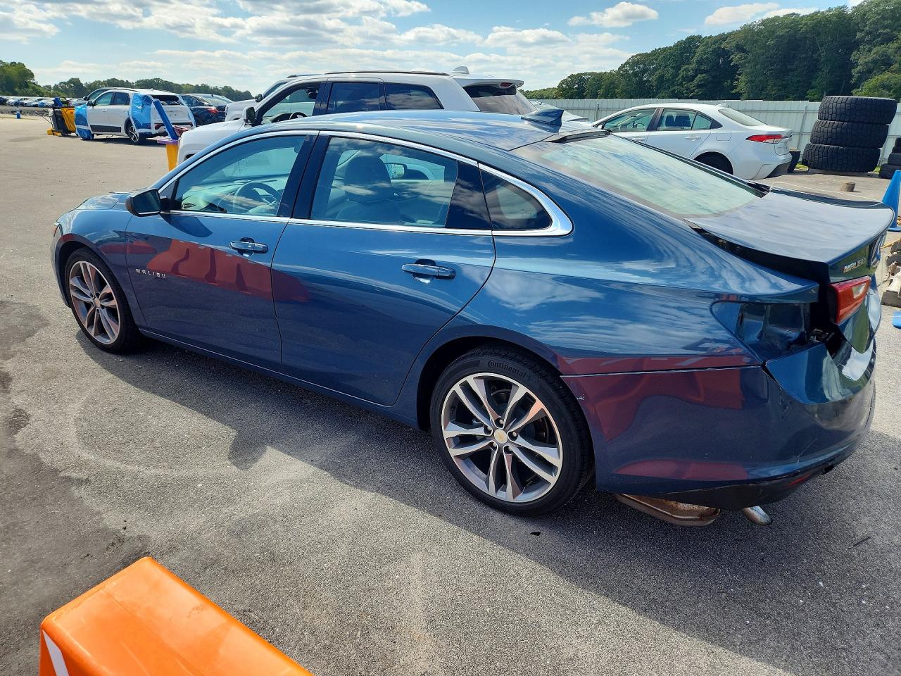 2025 CHEVROLET MALIBU LT — снимка 2