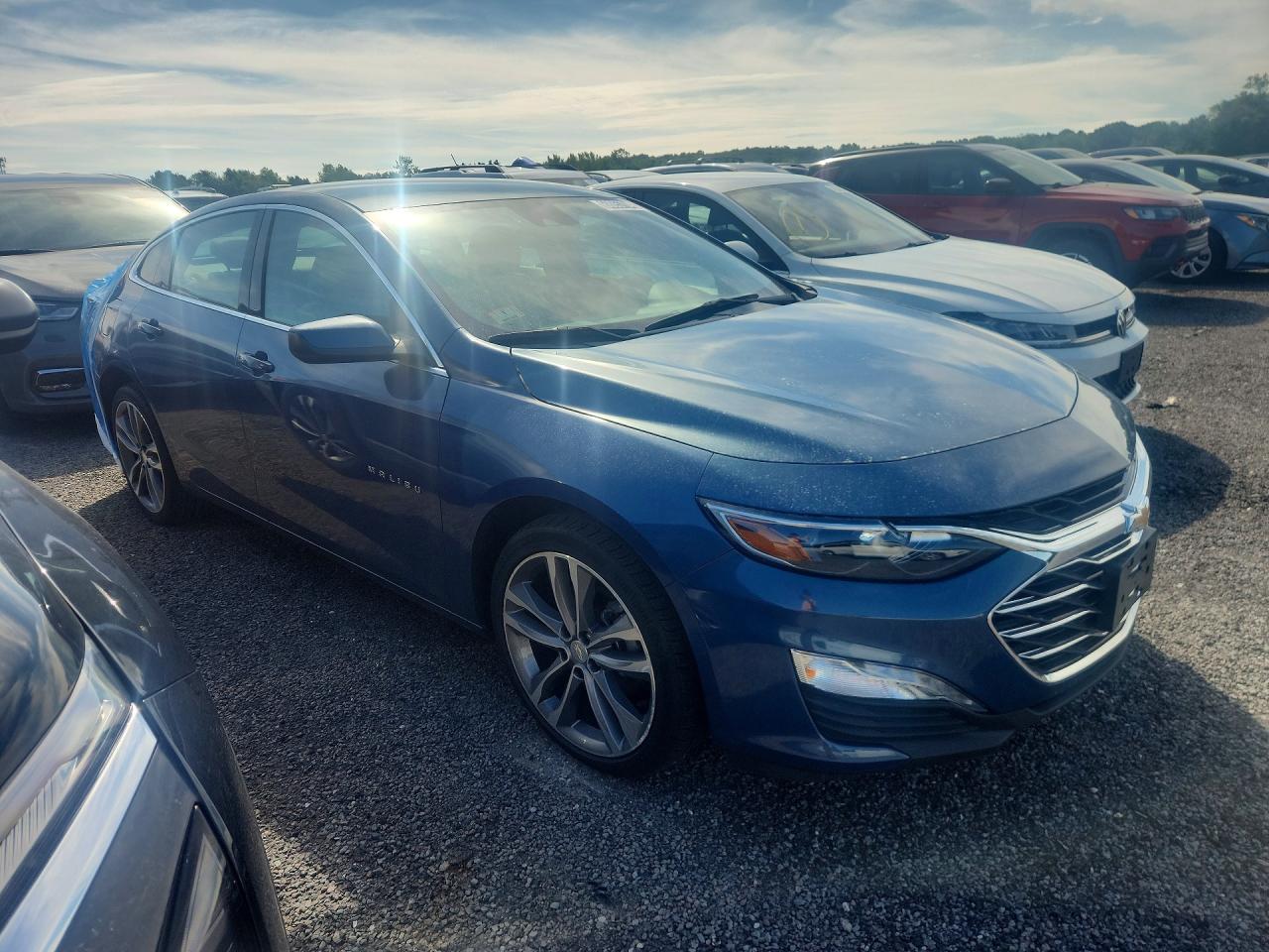 2025 CHEVROLET MALIBU LT — снимка 4