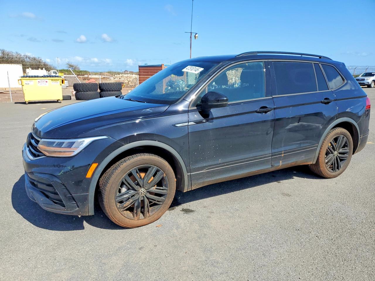 2022 VOLKSWAGEN TIGUAN SE R-LINE BLACK