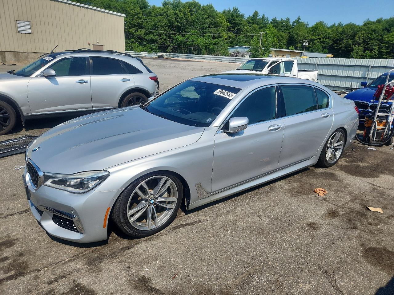 2017 BMW 750 XI
