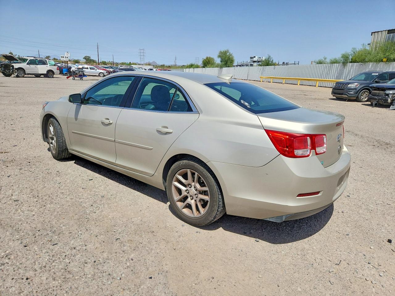 2015 CHEVROLET MALIBU 1LT — снимка 2