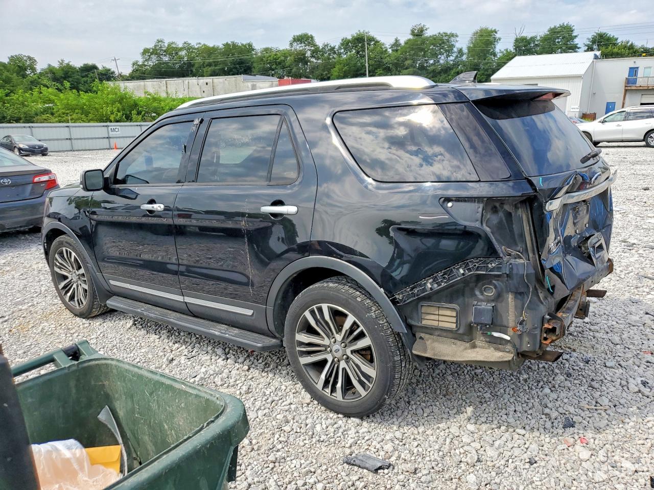 2017 FORD EXPLORER PLATINUM — снимка 2