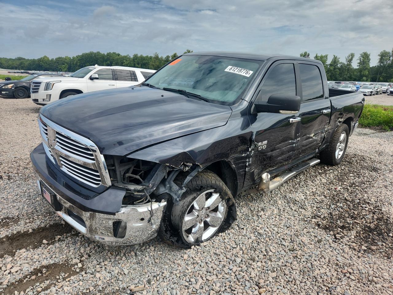 2017 RAM 1500 SLT