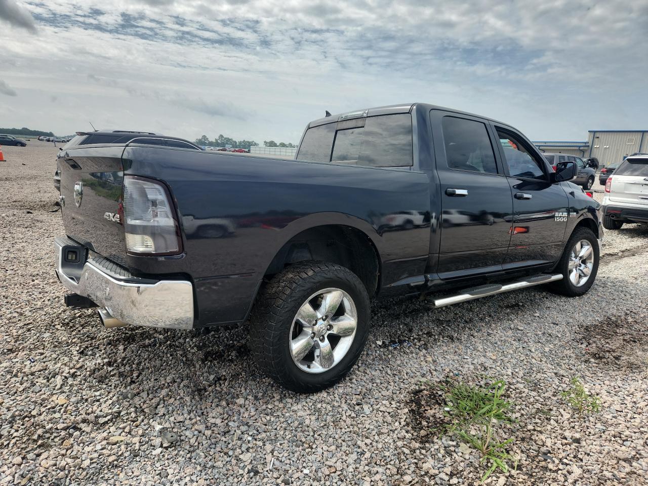 2017 RAM 1500 SLT — снимка 3