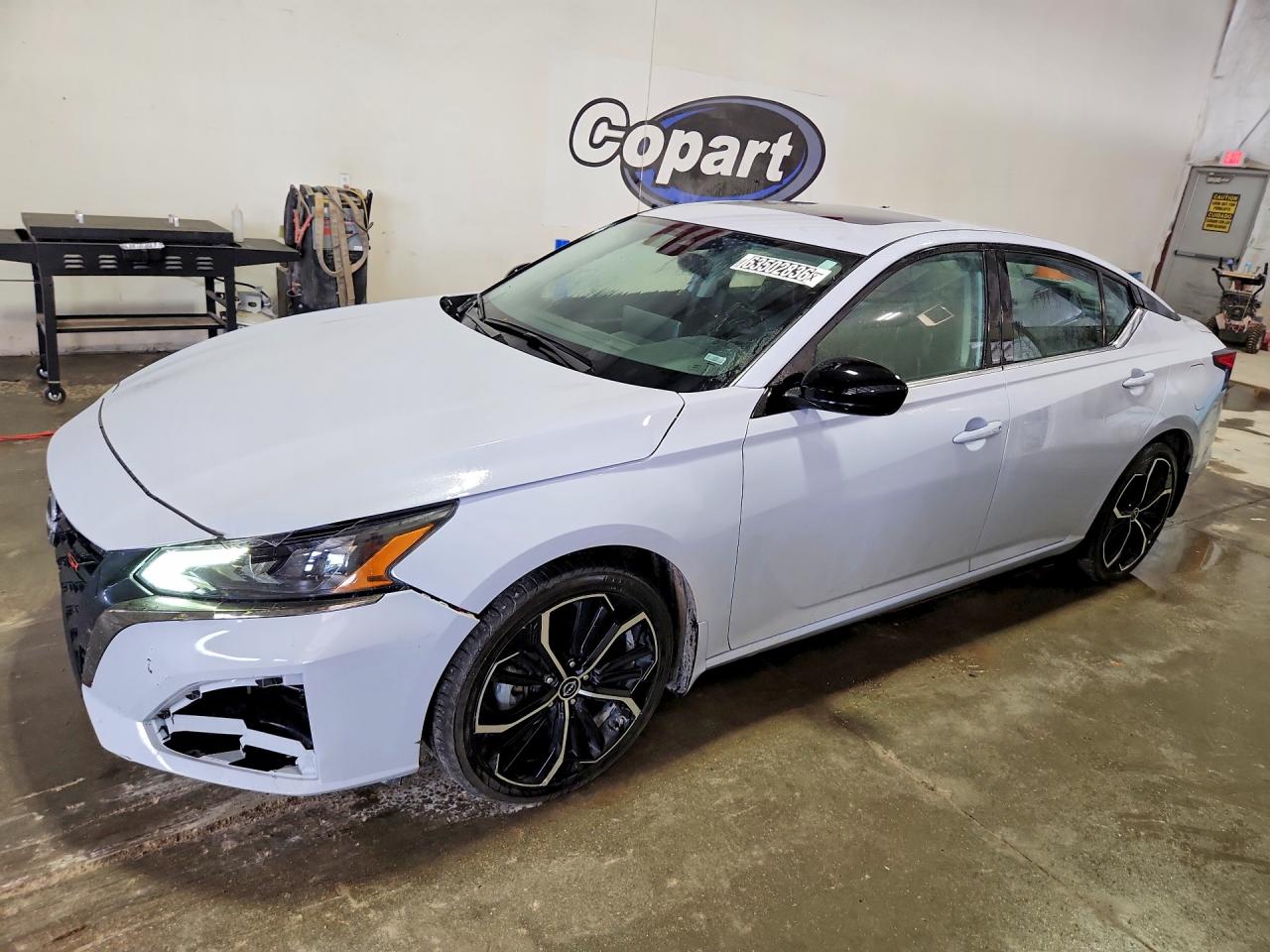 2025 NISSAN ALTIMA SR