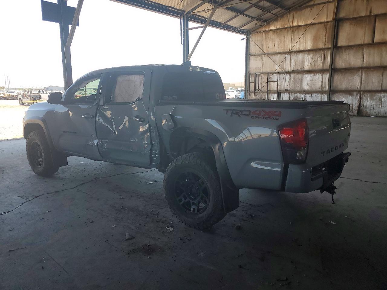 2019 TOYOTA TACOMA TRD OFF-ROAD — снимка 2
