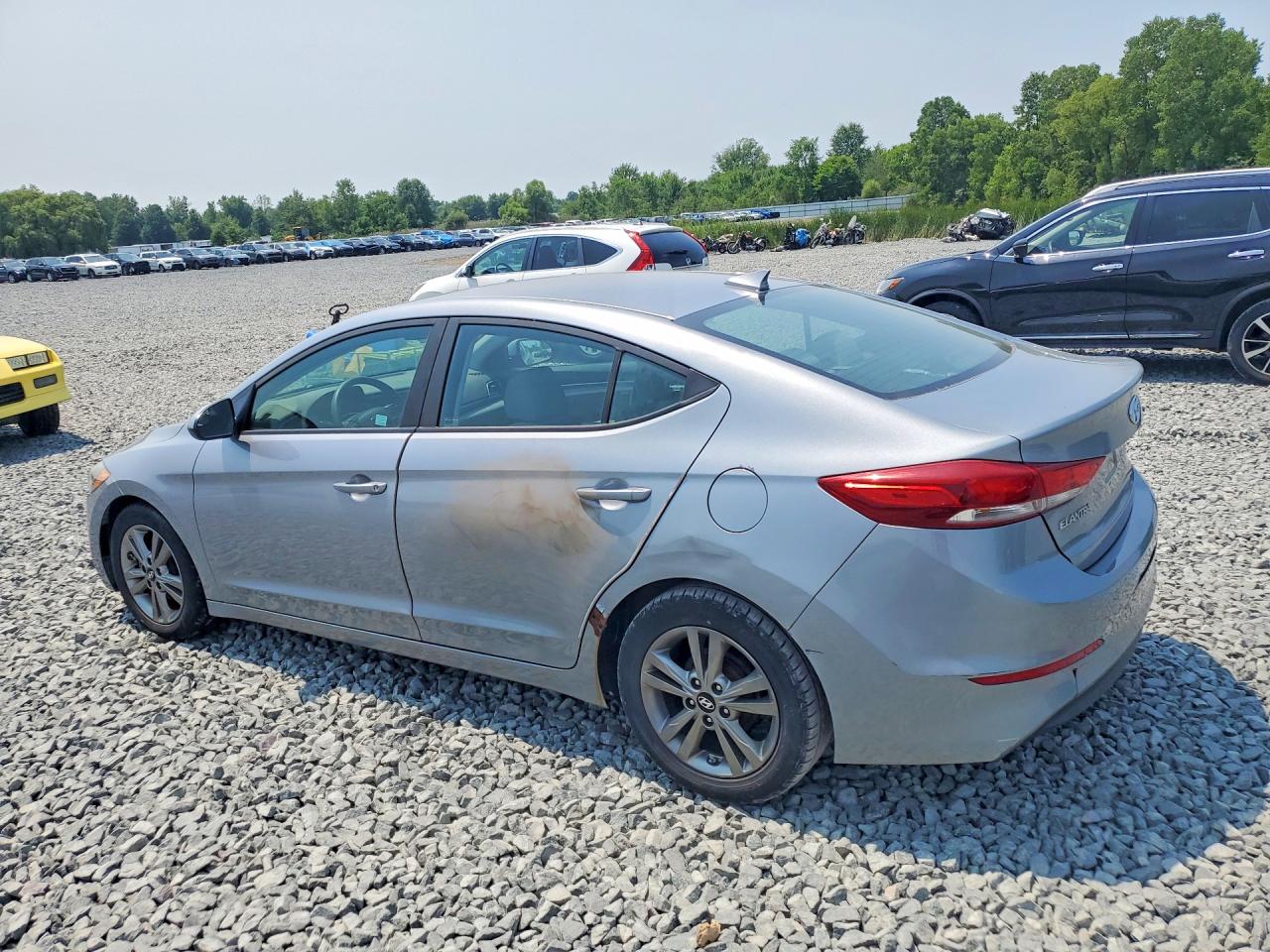 2017 HYUNDAI ELANTRA SE — снимка 2