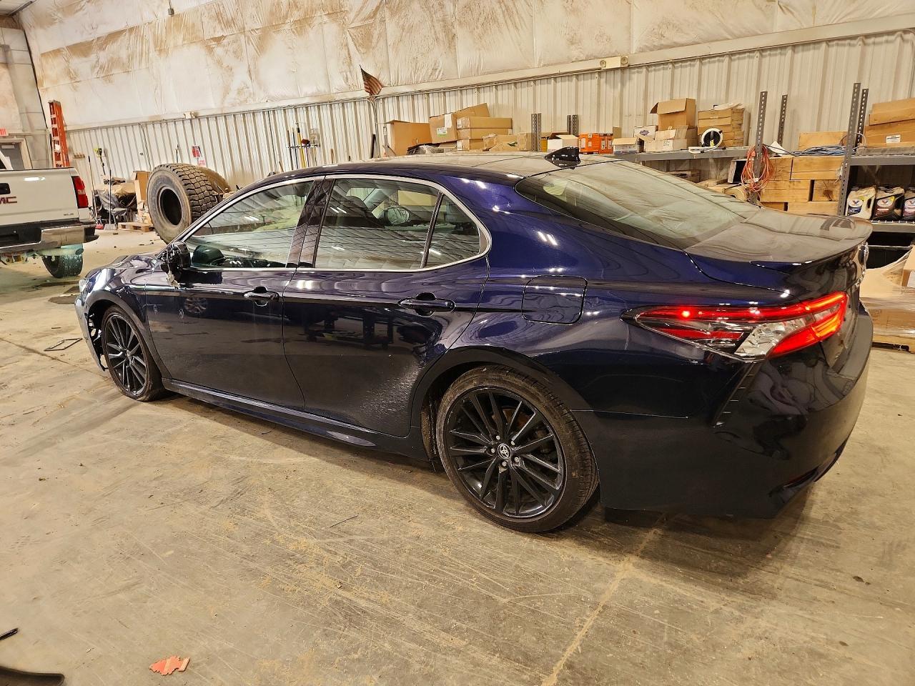 2021 TOYOTA CAMRY XSE V6 — снимка 2