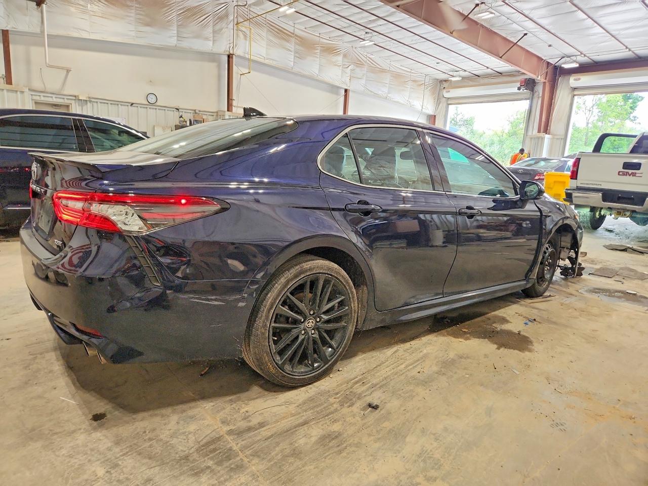 2021 TOYOTA CAMRY XSE V6 — снимка 3