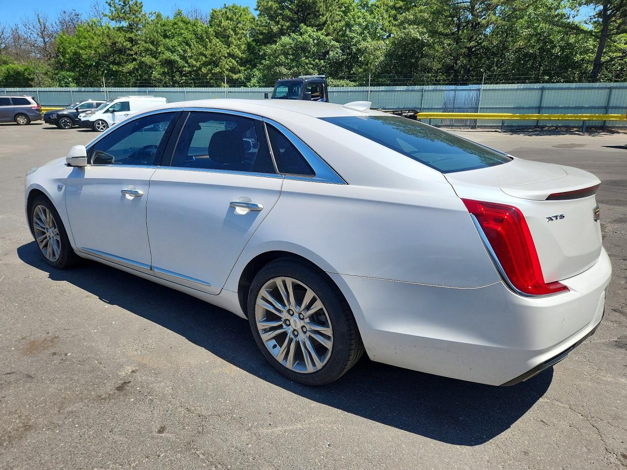 2018 CADILLAC XTS LUXURY — снимка 2