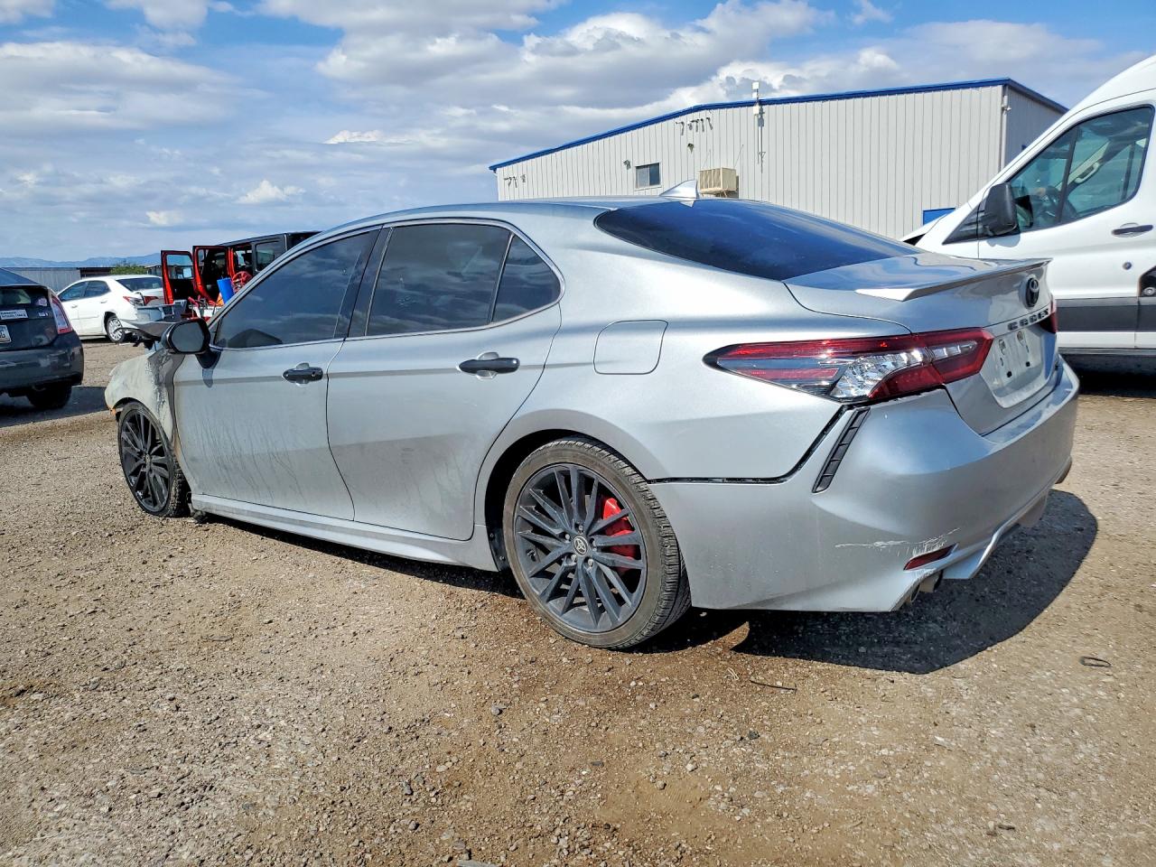 2022 TOYOTA CAMRY XSE — снимка 2