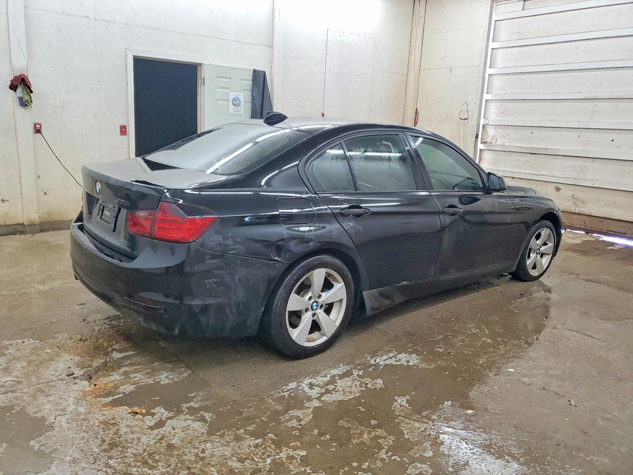 2014 BMW 320 I — снимка 3