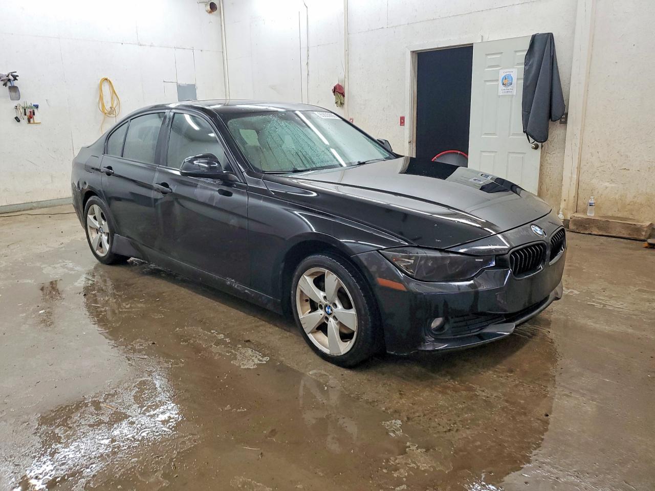 2014 BMW 320 I — снимка 4