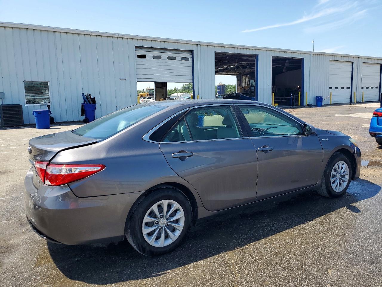 2016 TOYOTA CAMRY HYBRID LE — снимка 3