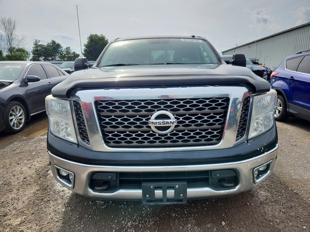 2017 NISSAN TITAN SV — снимка 5