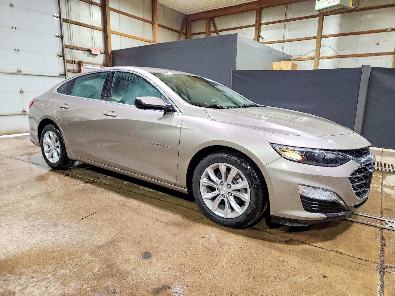 2025 CHEVROLET MALIBU LT — снимка 4