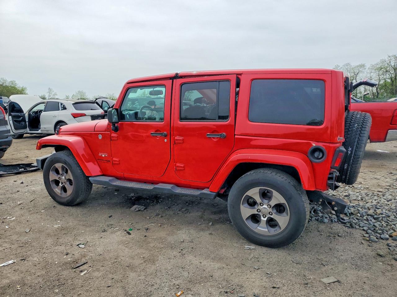 2018 JEEP WRANGLER UNLIMITED SAHARA — снимка 2