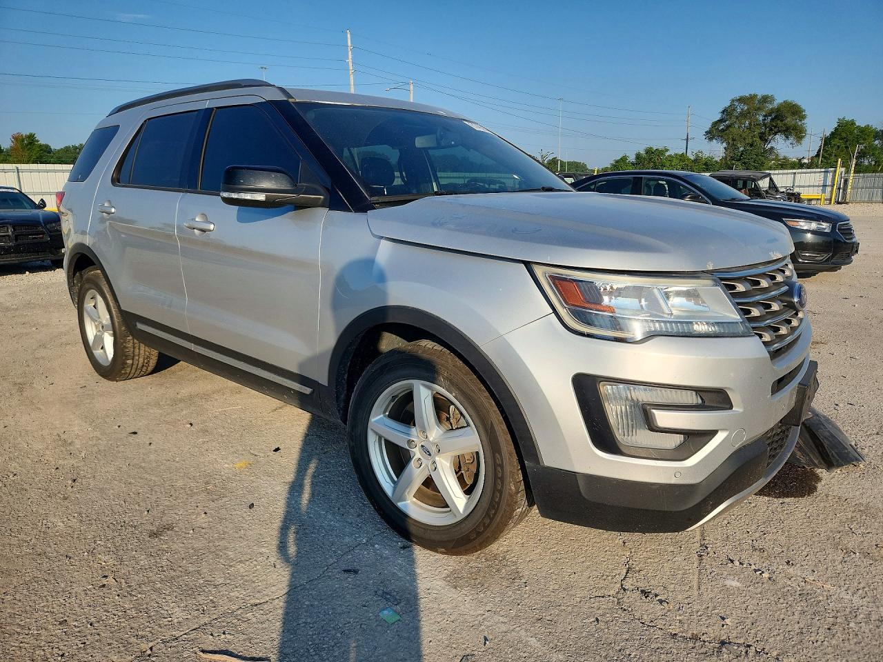 2017 FORD EXPLORER XLT — снимка 4