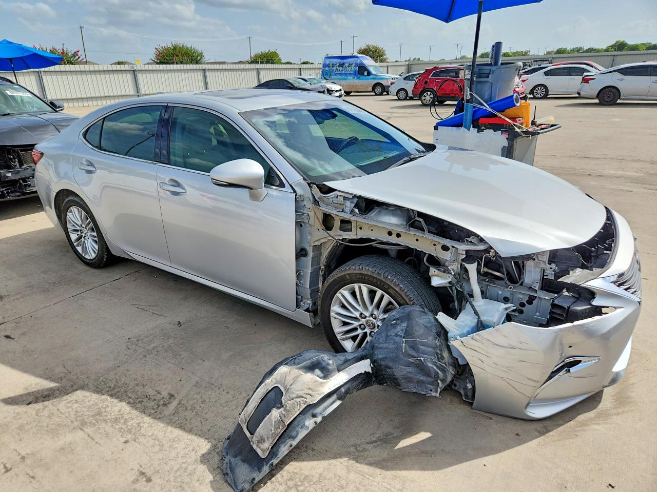 2017 LEXUS ES 350 — снимка 4