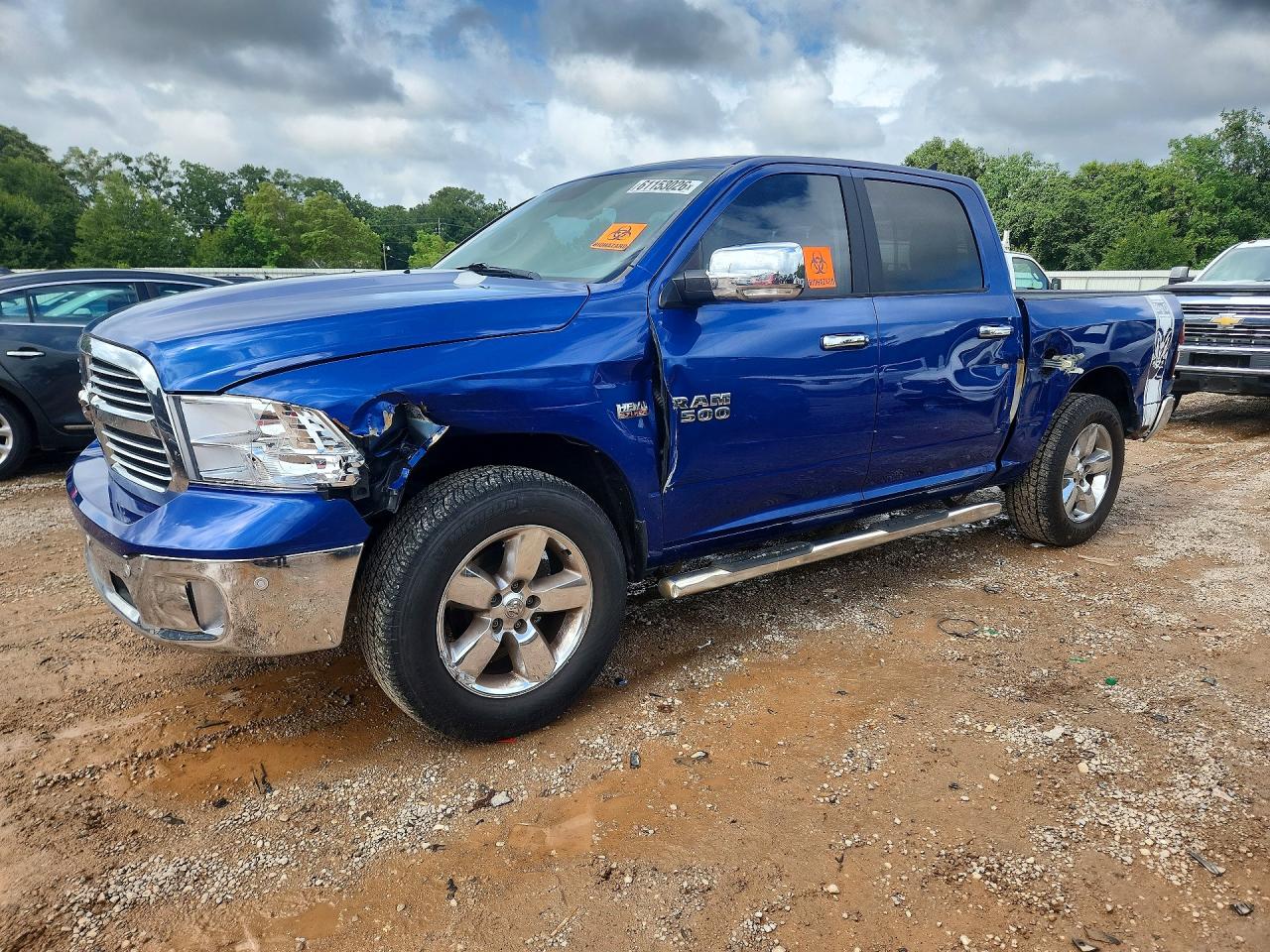 2017 RAM 1500 SLT