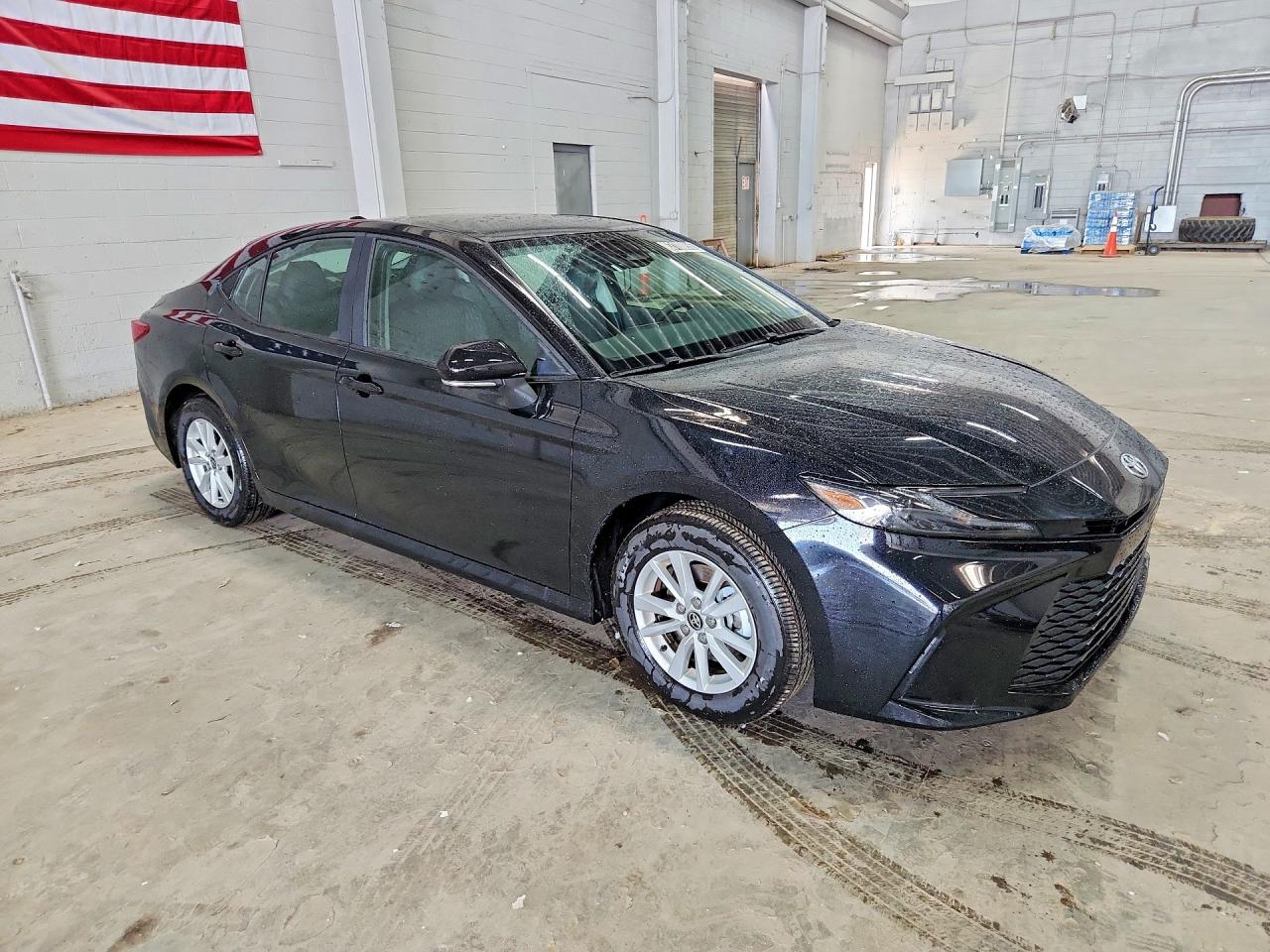 2026 TOYOTA CAMRY LE — снимка 4
