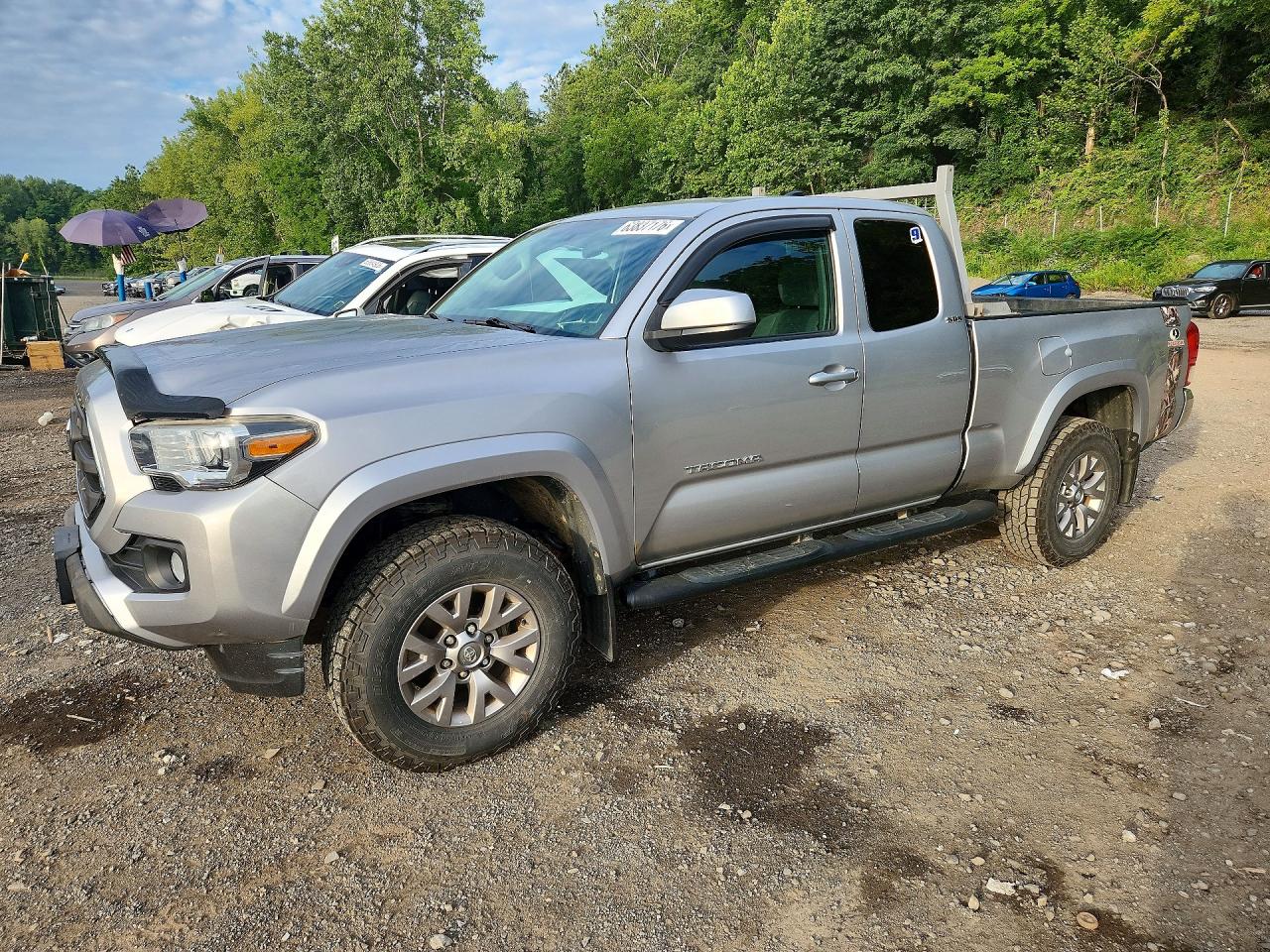 2016 TOYOTA TACOMA SR5