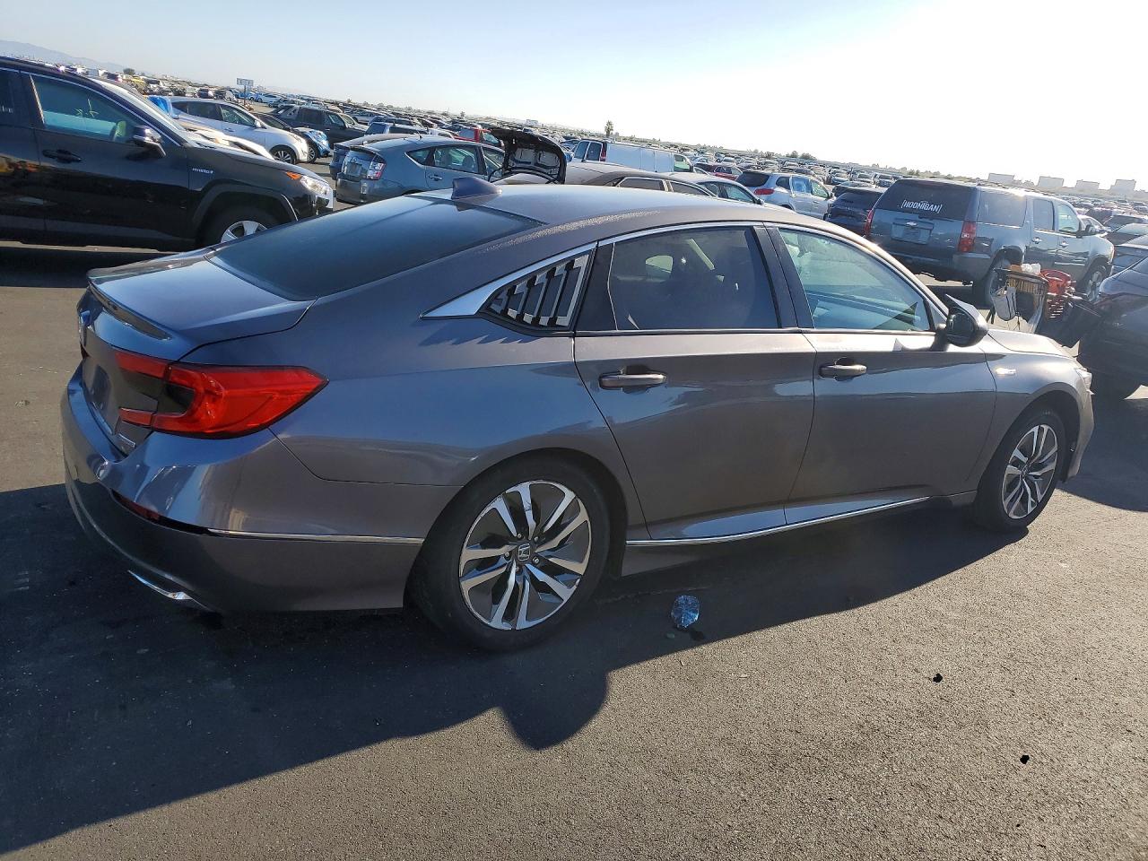 2018 HONDA ACCORD HYBRID EX — снимка 3