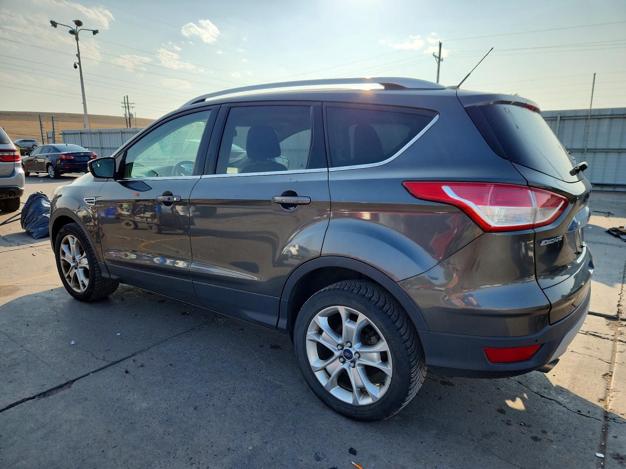 2022 FORD ESCAPE TITANIUM — снимка 2