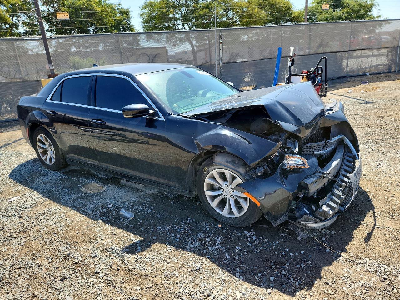 2015 CHRYSLER 300 LIMITED — снимка 4