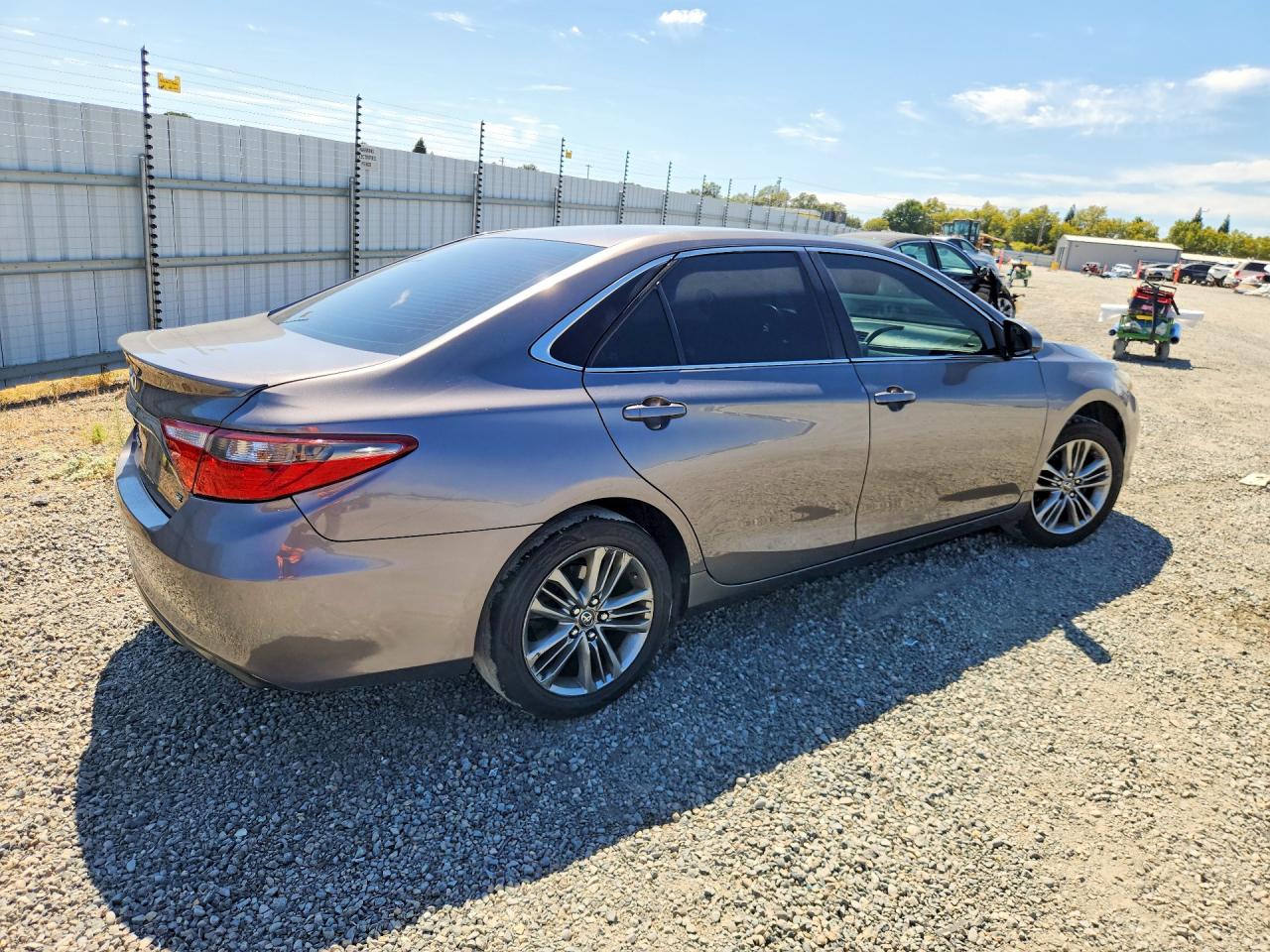 2017 TOYOTA CAMRY SE — снимка 3
