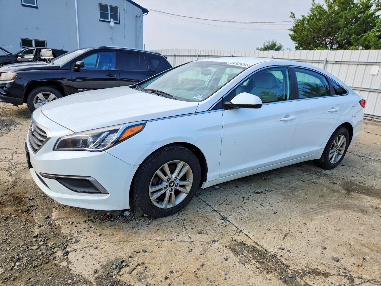 2017 HYUNDAI SONATA SE
