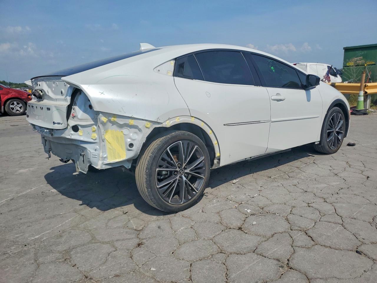 2023 TOYOTA PRIUS XLE — снимка 3