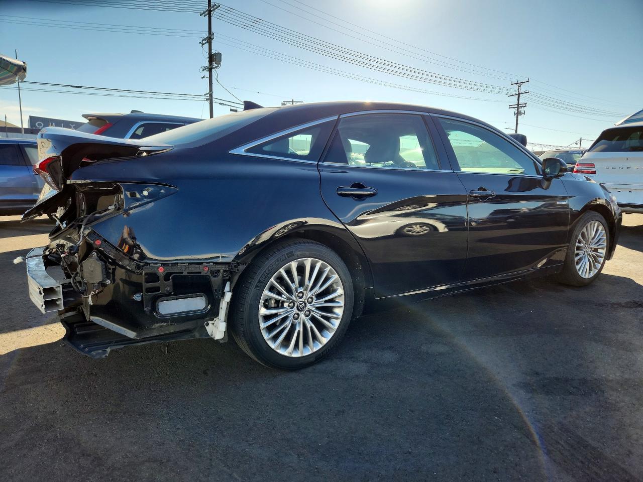 2020 TOYOTA AVALON LIMITED — снимка 3