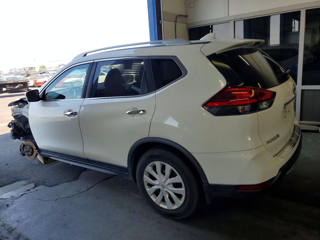 2017 NISSAN ROGUE S — снимка 2