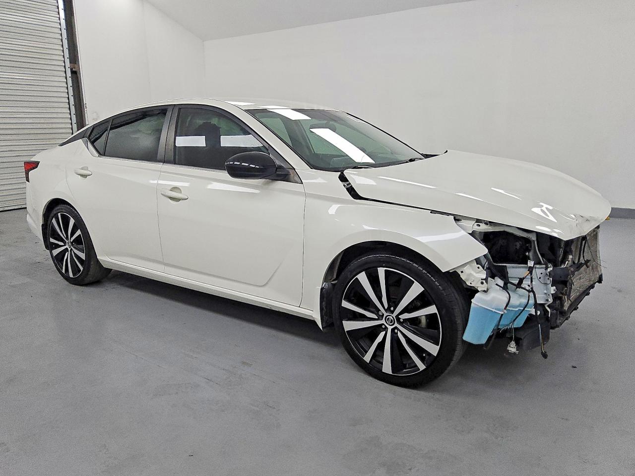 2019 NISSAN ALTIMA SR — снимка 4