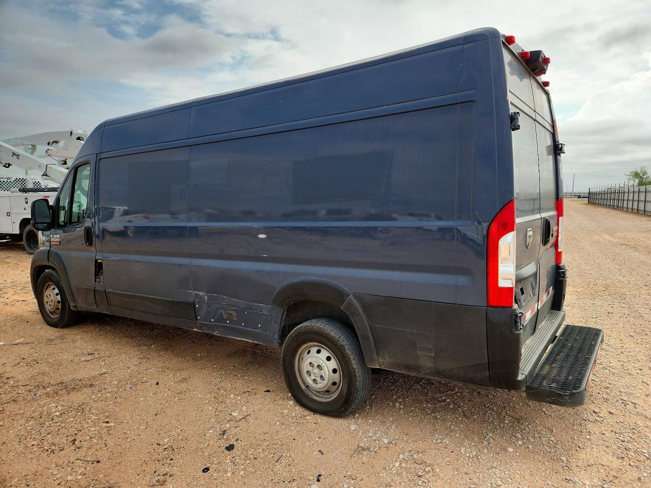 2021 RAM PROMASTER 3500 — снимка 2