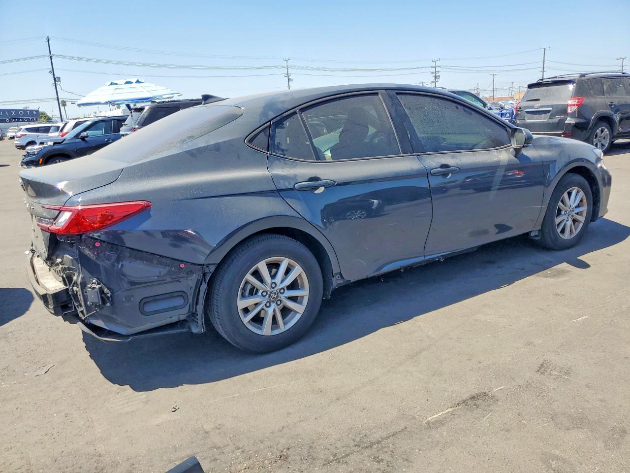 2025 TOYOTA CAMRY LE — снимка 3