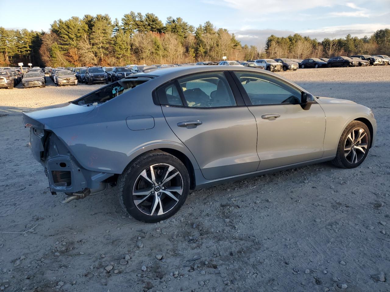 2024 VOLVO S60 CORE — снимка 3